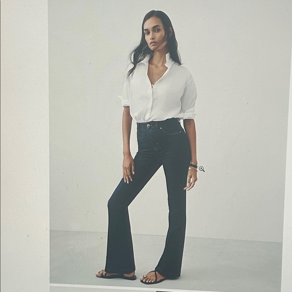 SPANX Denim - SPANXshape EverWear  Blue Women's Flair Leg Jeans Gorgeous Size -Medium